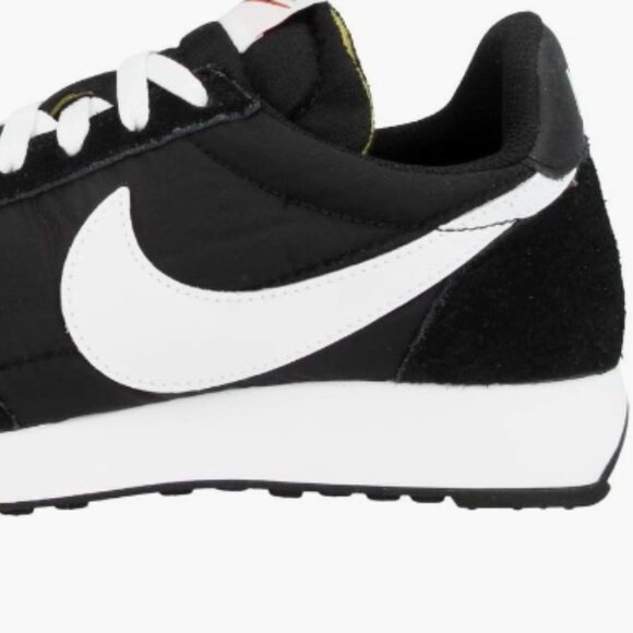 nike tailwind 79 size